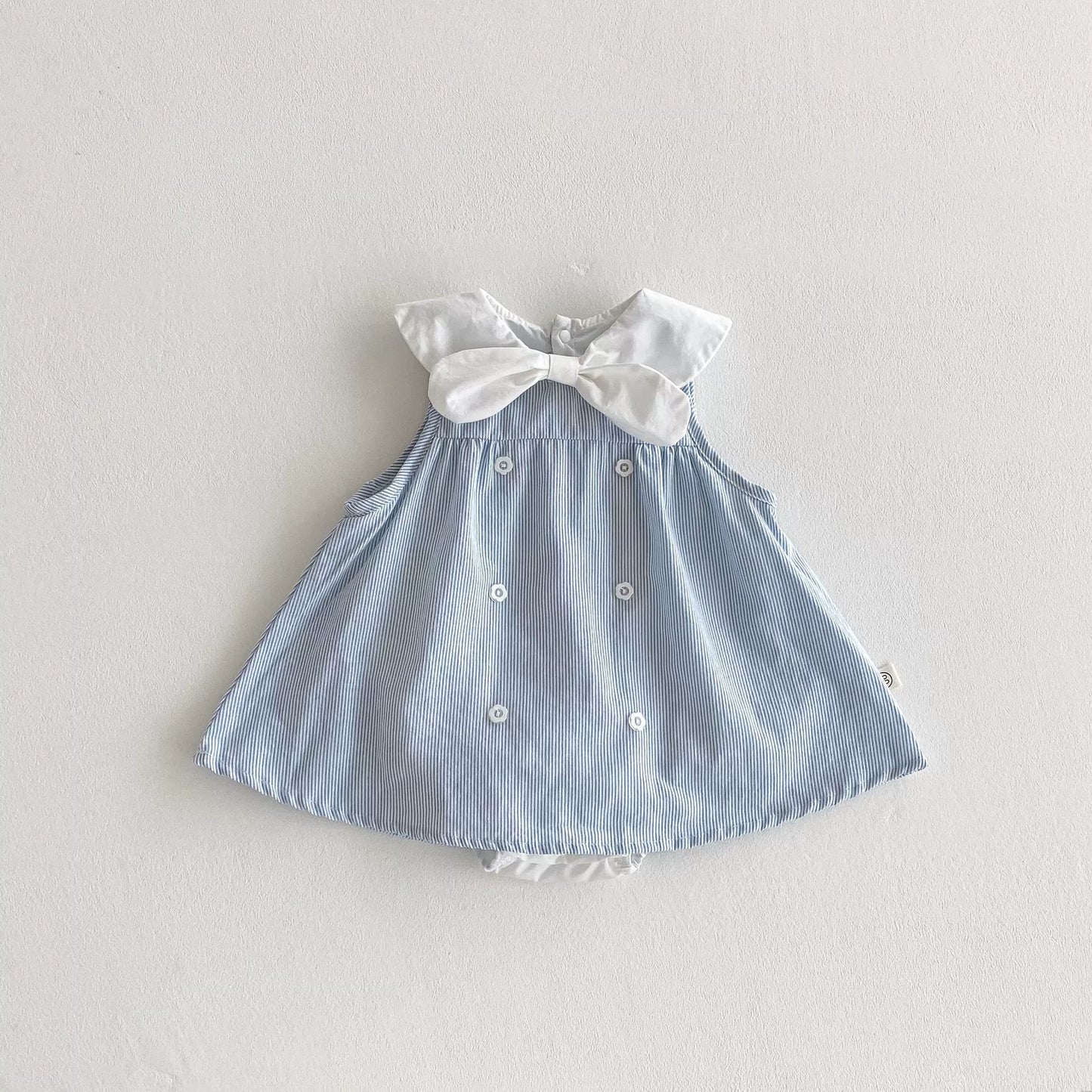 Summer Arrival Baby Girl Striped Pattern Sleeveless Dress with Butterfly-bow Tied Collar-4
